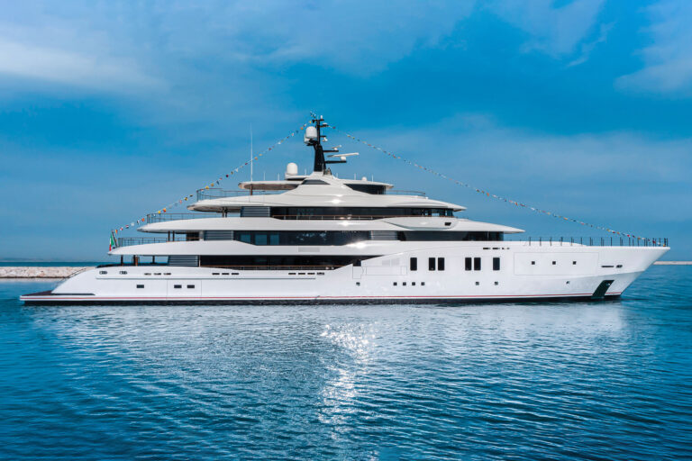 CRN 72M M/Y 139