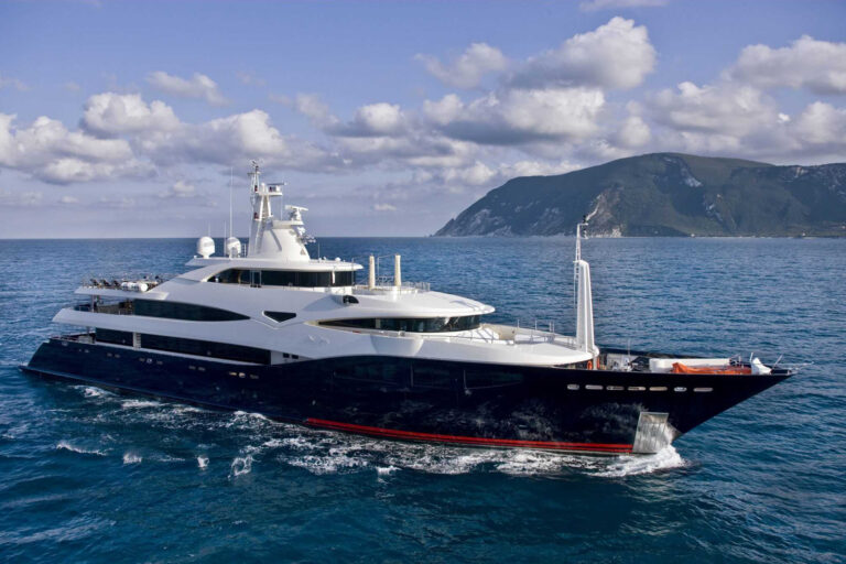 CRN 60M M/Y BLUE EYES