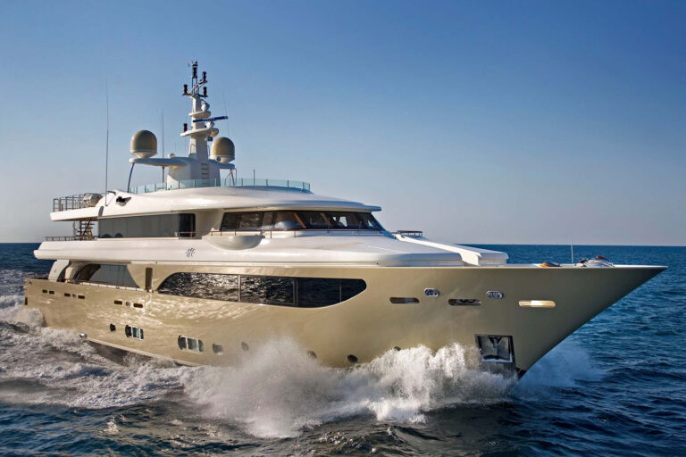 CRN 42M M/Y SOFICO