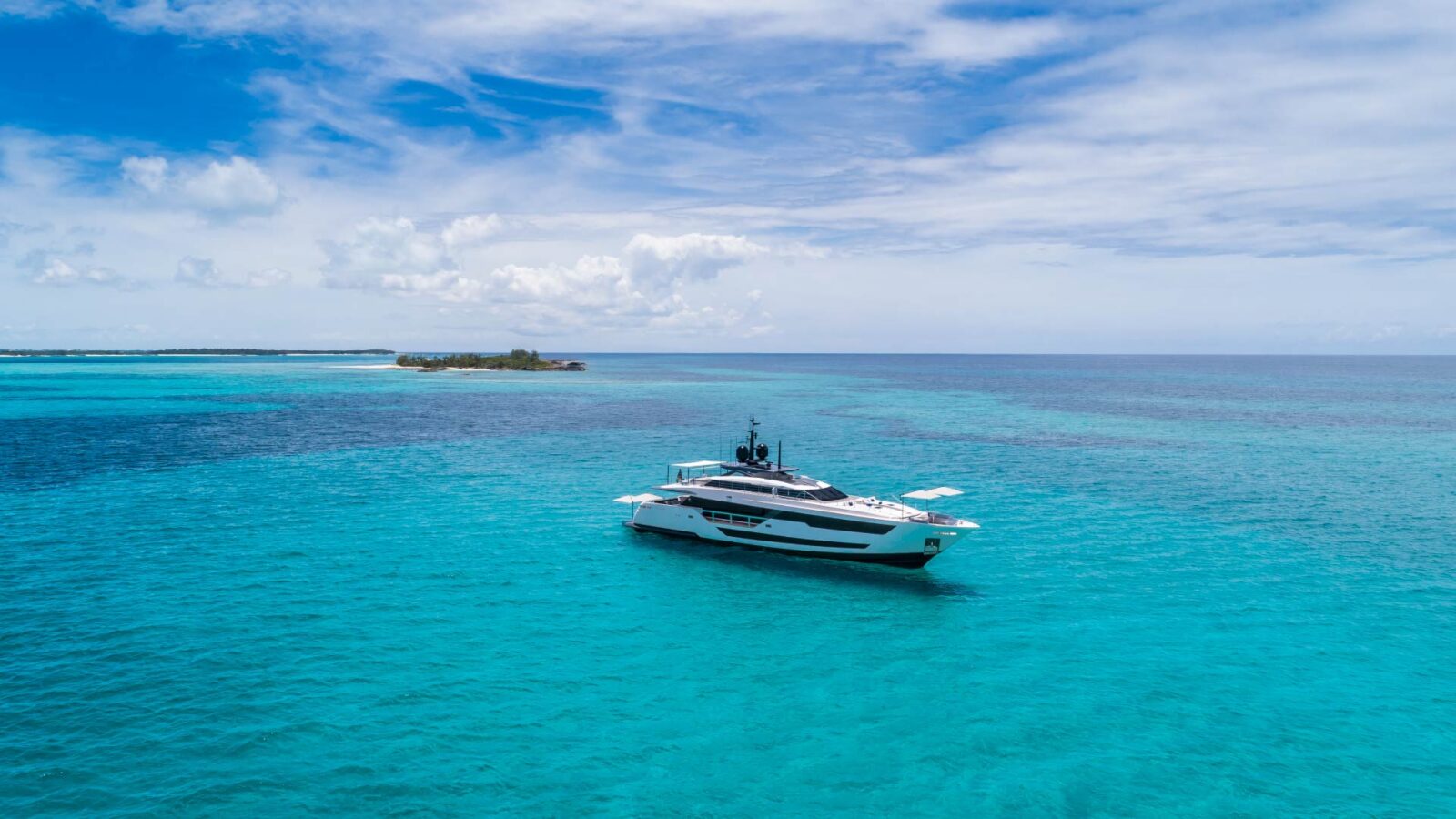 Custom Line Yachts for Sale