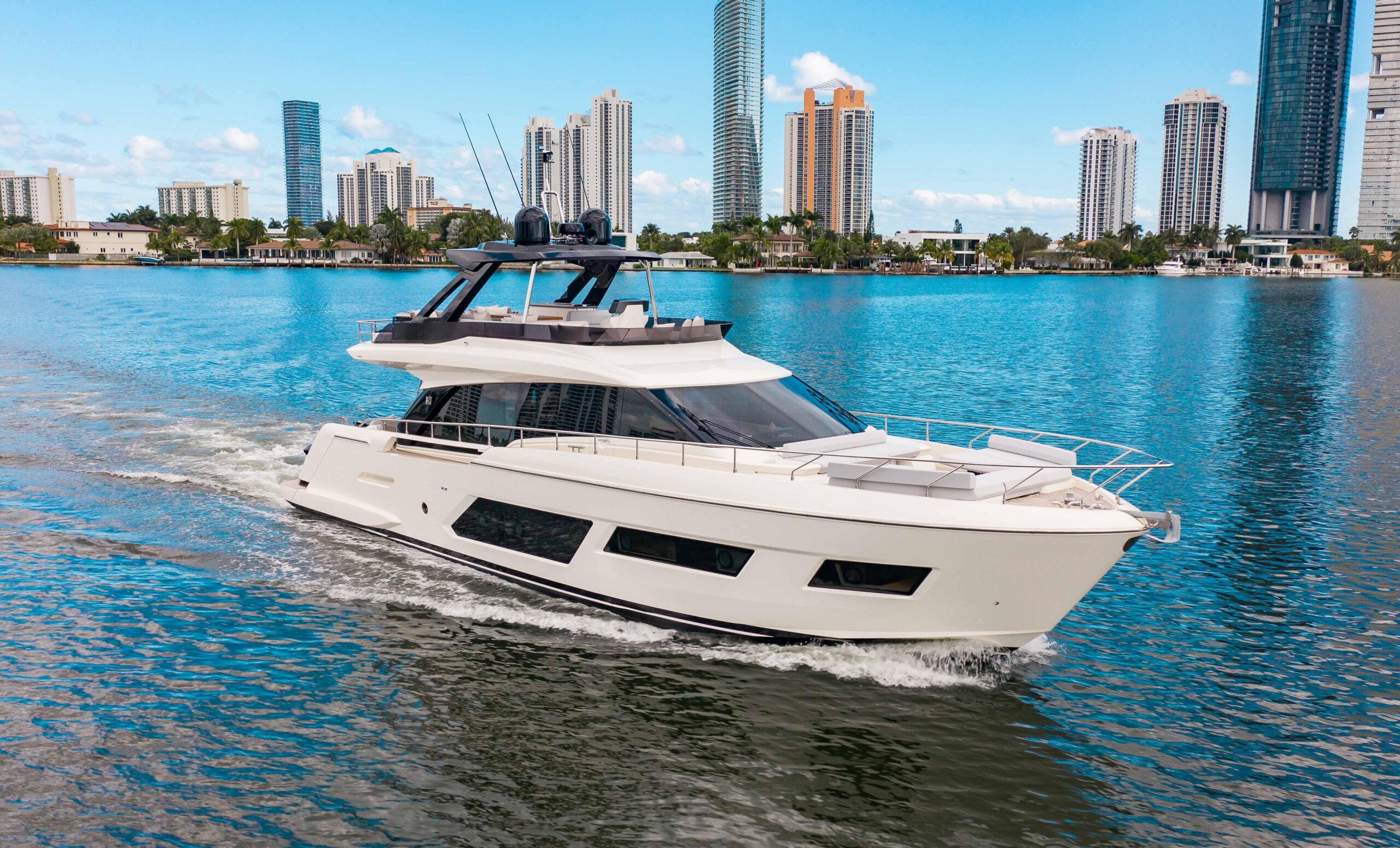New to Market: 2022 Ferretti Yachts 670 – Italian Elegance Meets Modern Innovation
