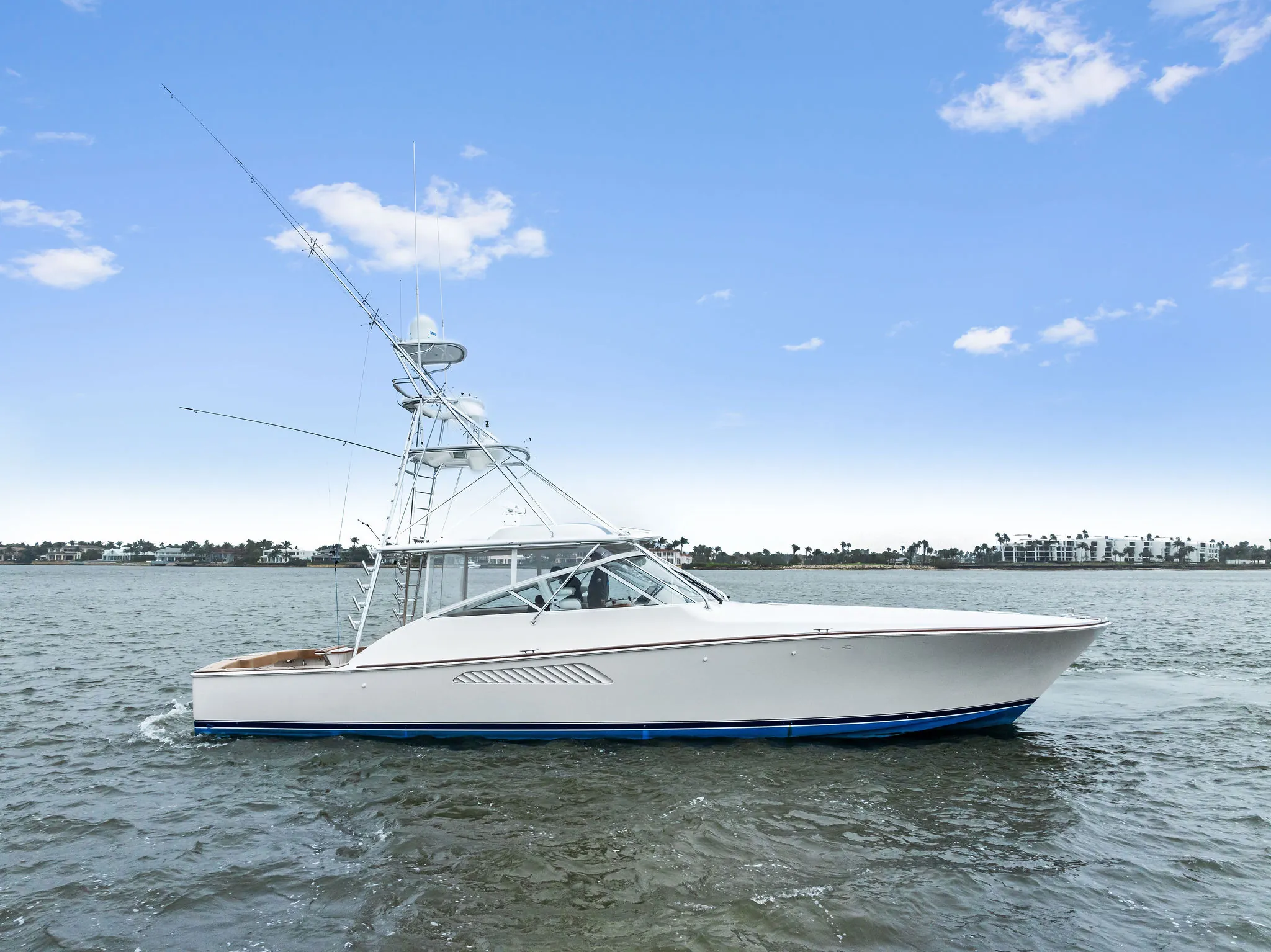 Sport fish and Center Console Boats for sale with Allied Marine2
