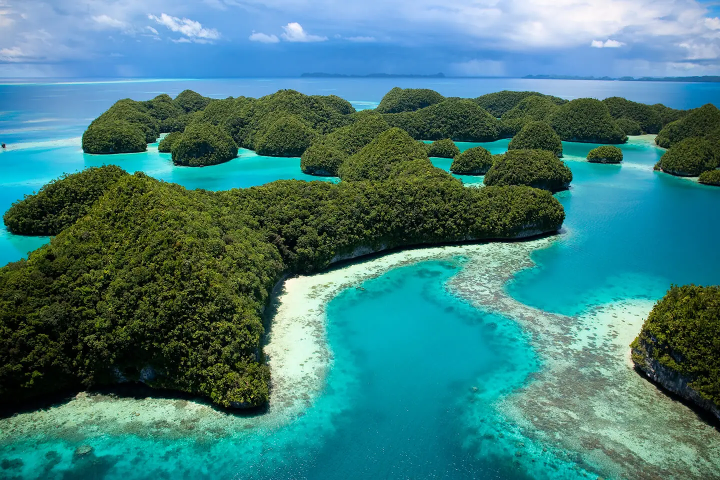 Sailing the Soul of the South Pacific, A Journey Through the Heart of French Polynesia.