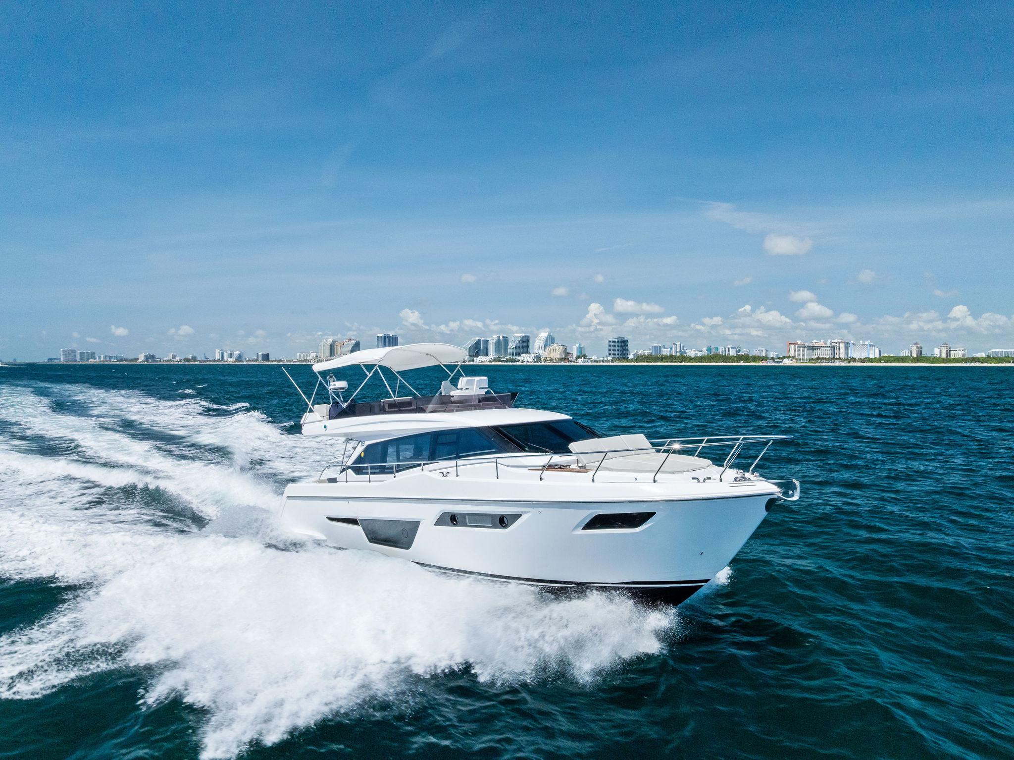 New to Market: 2024 Ferretti Yachts 500