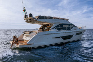 Ferretti Yachts 580