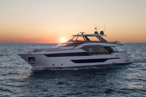 Ferretti Yachts 940