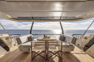 Ferretti Yachts 1000