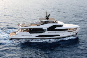 Ferretti Yachts INFYNITO 80