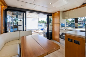 Pershing 6X