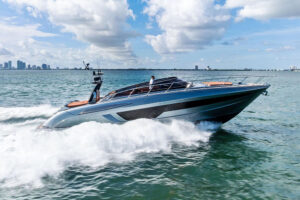 Pershing 6X
