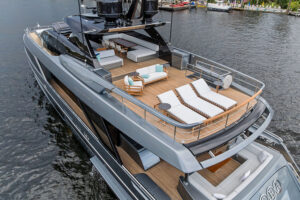 Riva 110' Dolcevita
