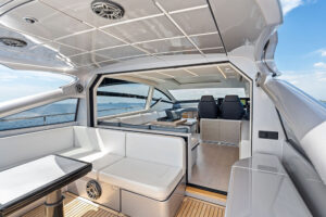 Pershing 6X