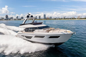 Ferretti Yachts 580