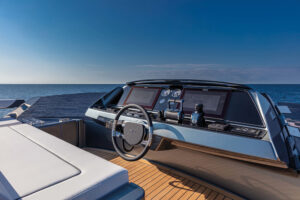 Ferretti Yachts 1000