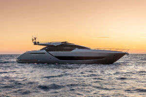Ferretti Yachts 1000