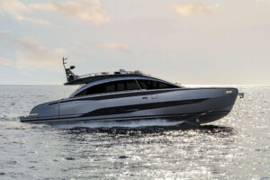 Ferretti Yachts 1000
